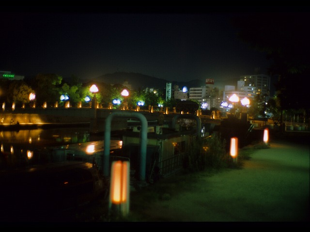 夜の公園